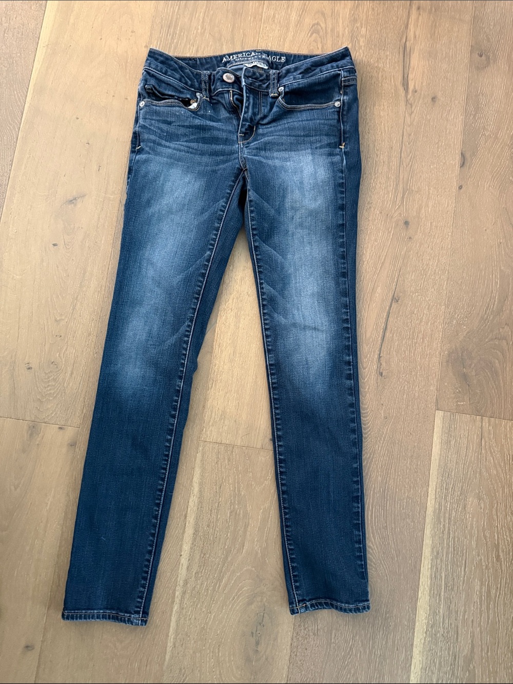 American Eagle Outfitters Women’s Super Stretch Blue Skinny Jeans, Size 4